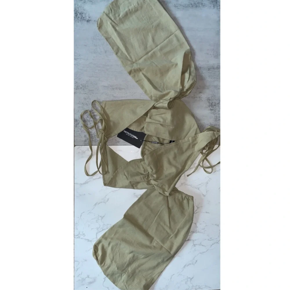 NWT PrettyLittleThing Olive Linen Feel Halter Lace Up Fringe Detail Top - Picture 6 of 6